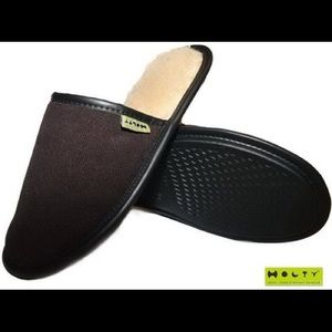 Absolutely new! 100% Merino Wool  slippers